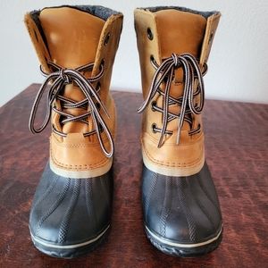 Authentic Sorel size 10 boots